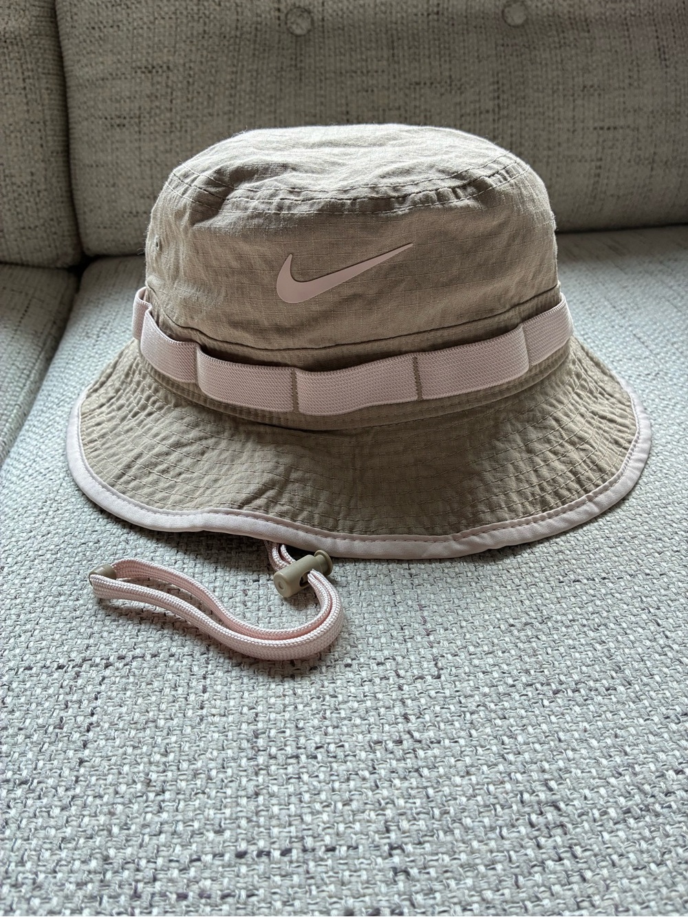 EUC Nike Apex Unisex Dri-FIT Bucket Hat (Size: M/L) - Picture 6 of 16